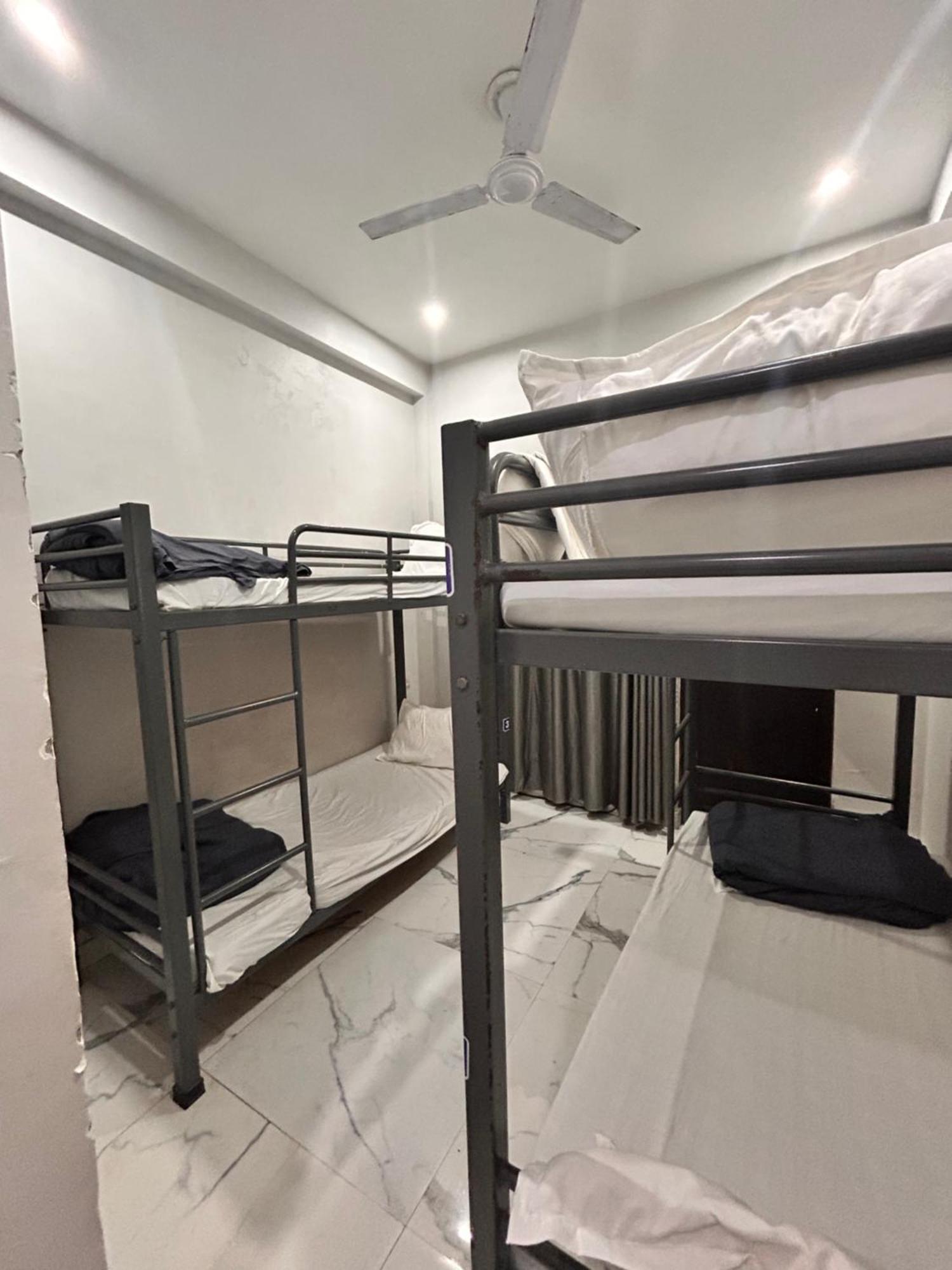 Olt Hostel Rishīkesh Buitenkant foto